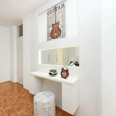 公寓 Apartman Marija 扎达尔